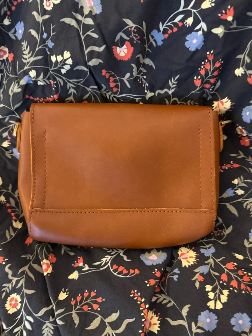 Portland Leather Women's Honey Metro Crossbody Bag